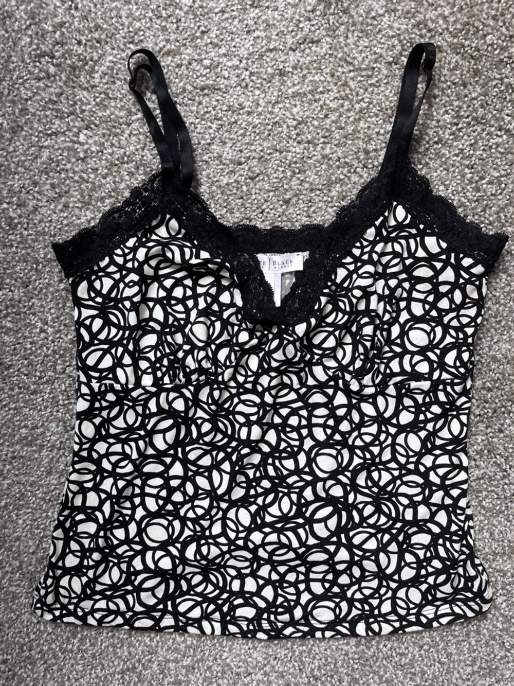Vintage y2k White House/Black Market lace camisole